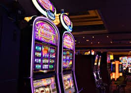 Dashboard jadwal pembukaan pasar di aplikasi mega slot dengan countdown timer dan notifikasi pasar